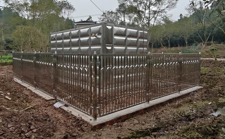 1747030734176624.jpg 供水泵房202(1).jpg